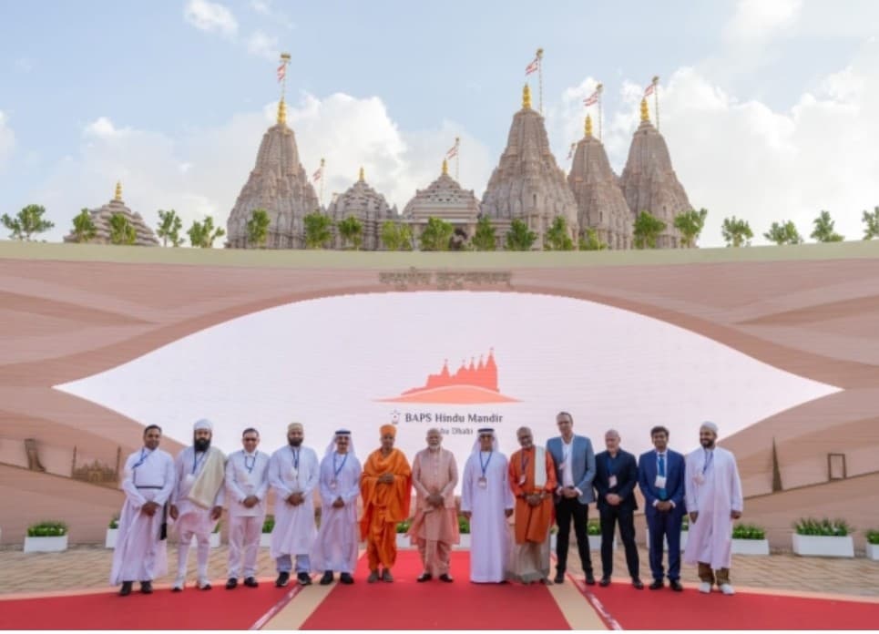 BAPS Hindu Mandir Abu Dhabi temple in E16, Abu Mreikhah, Abu Dhabi Region, Abu Dhabi, United Arab Emirates, Abu Dhabi - Nagara architecture style, Maru-Gurjara architecture style, Indo-Islamic architecture style, Vedic architecture style (Solanki Period) - thumbnail