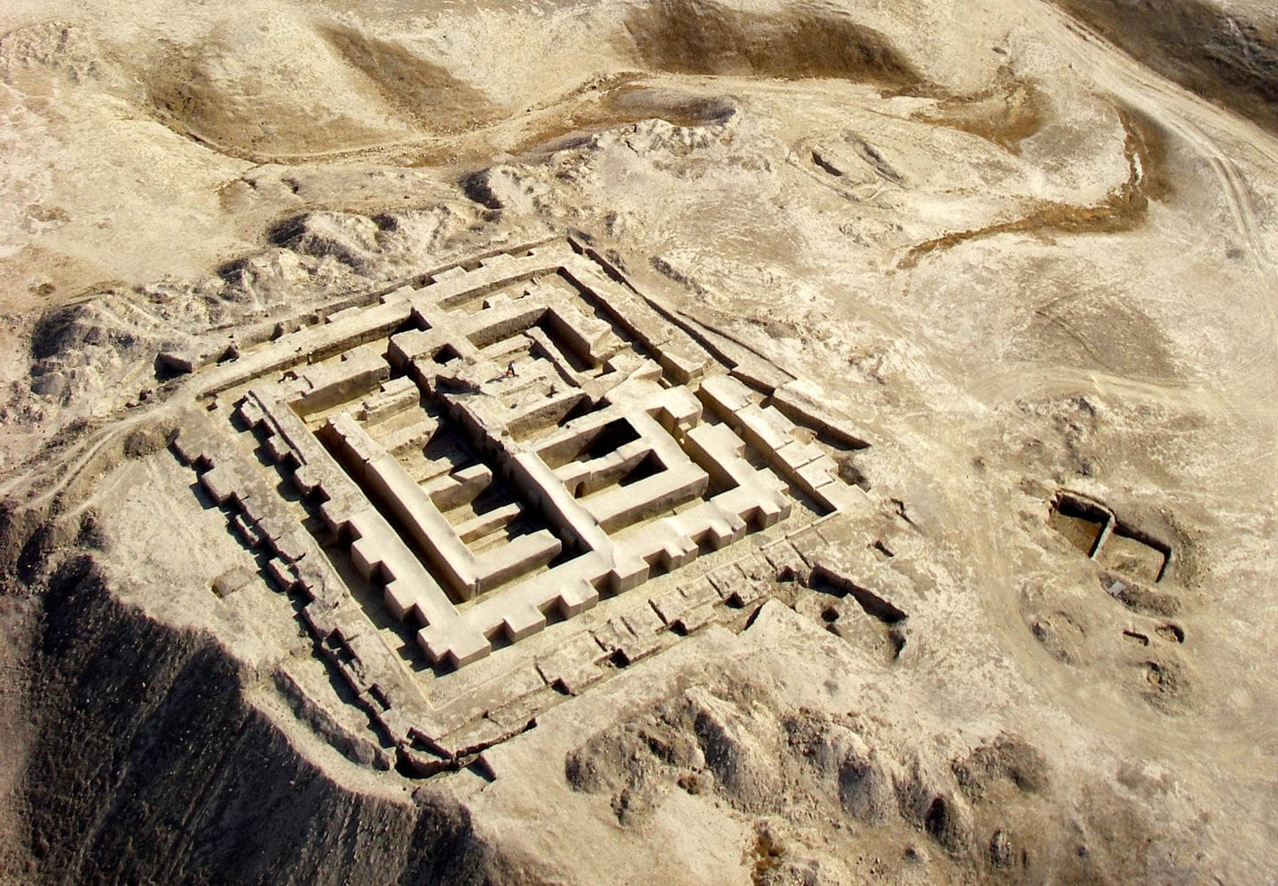 Yaz-Depe Ahal Turkmenistan monument in Im.Atabaeva, Ahal, Turkmenistan, Ahal Region - Indo-Zoroastrian architecture style, Fire Temple architecture style, Iron Age Temple architecture style, Indian Religious architecture style (Mahajanapada Period) - thumbnail