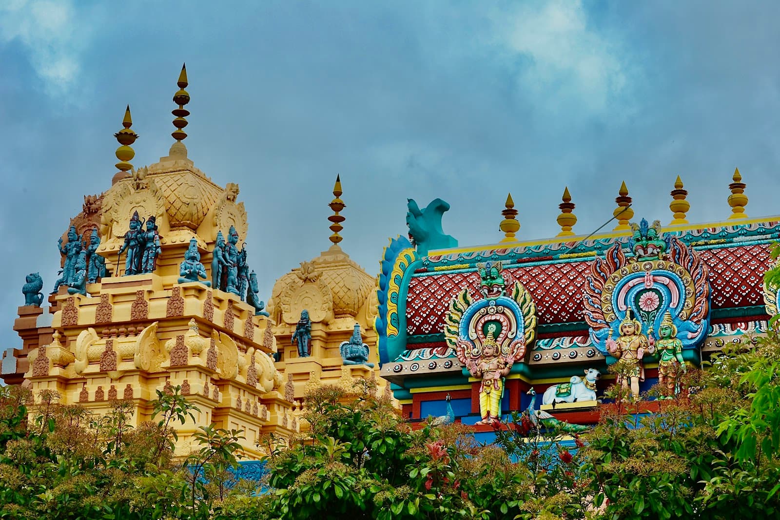 Canberra Sri Vishnu Shiva Mandir Mawson temple in Mawson Drive, Mawson (2607), Australian Capital Territory, Australia, Australian Capital Territory - Dravida architecture style, Sri Lankan Tamil architecture style, Modern Indian Temple architecture style, Community Cultural Centre architecture style (Post-Independence Period) - thumbnail