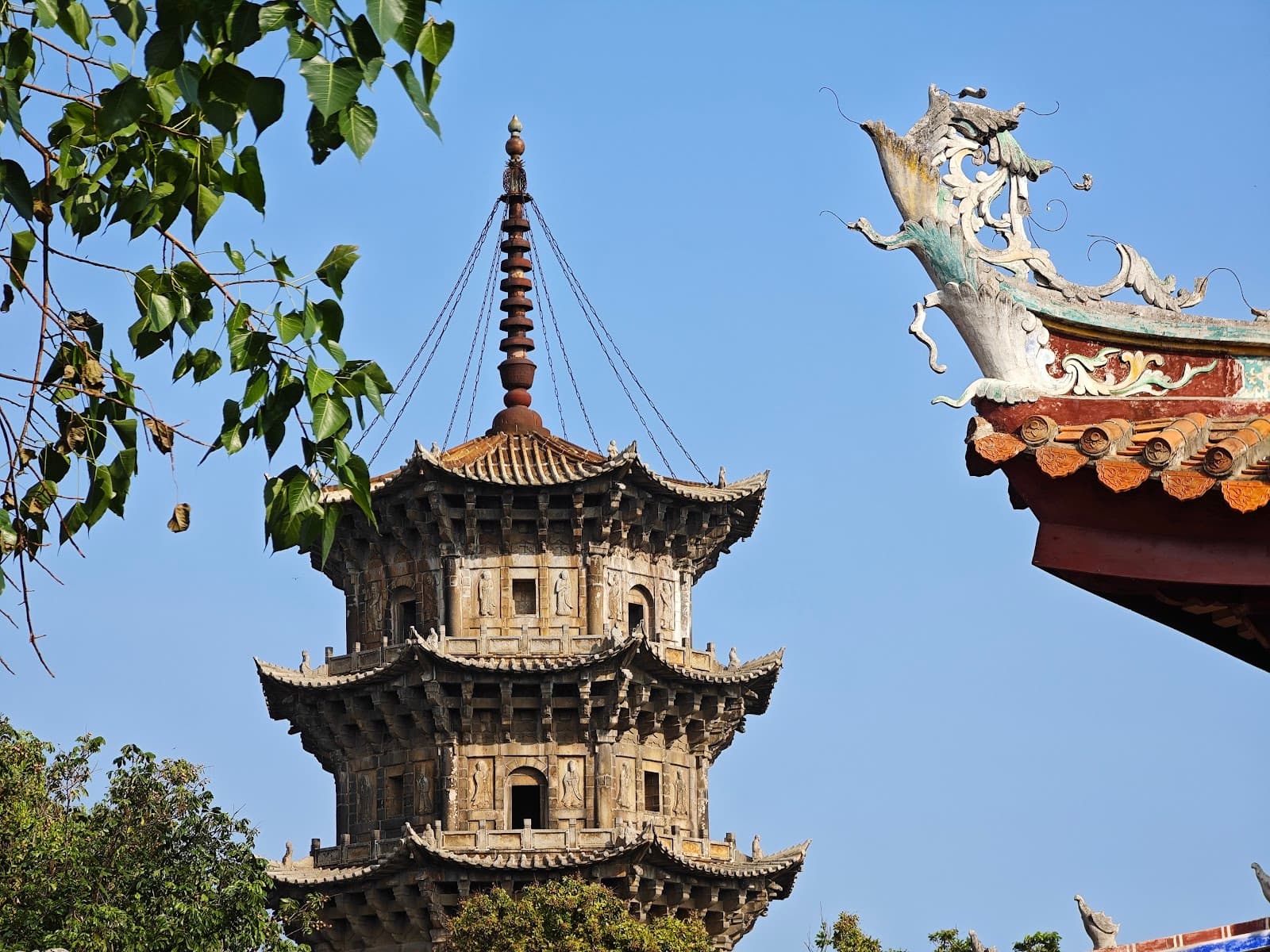 Quanzhou Shiva Temple Columns, dramatically situated in the Laoximen area of the historic city of Quanzhou in southeastern Fujian Province, represent one of the most extraordinary and archaeologically...