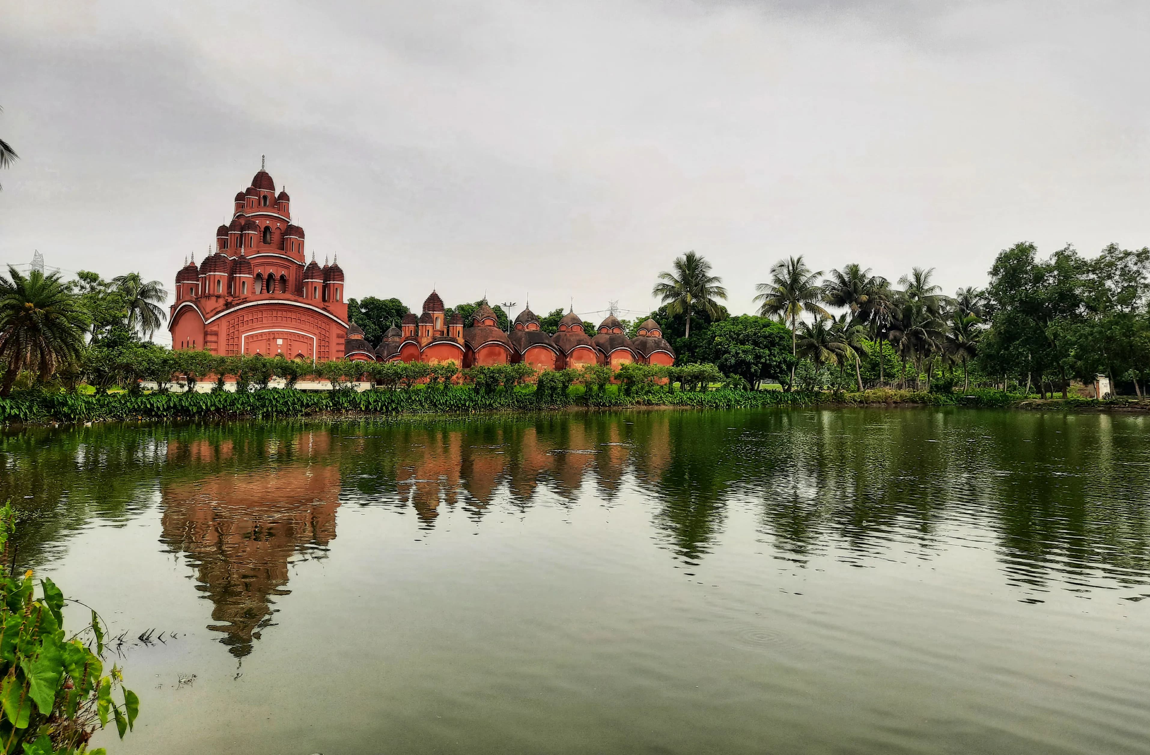 The scent of incense hung heavy in the air, a fragrant curtain welcoming me into the Annapurna Temple in Indore. Having explored countless forts and palaces in Rajasthan, I'm always keen to see how o...