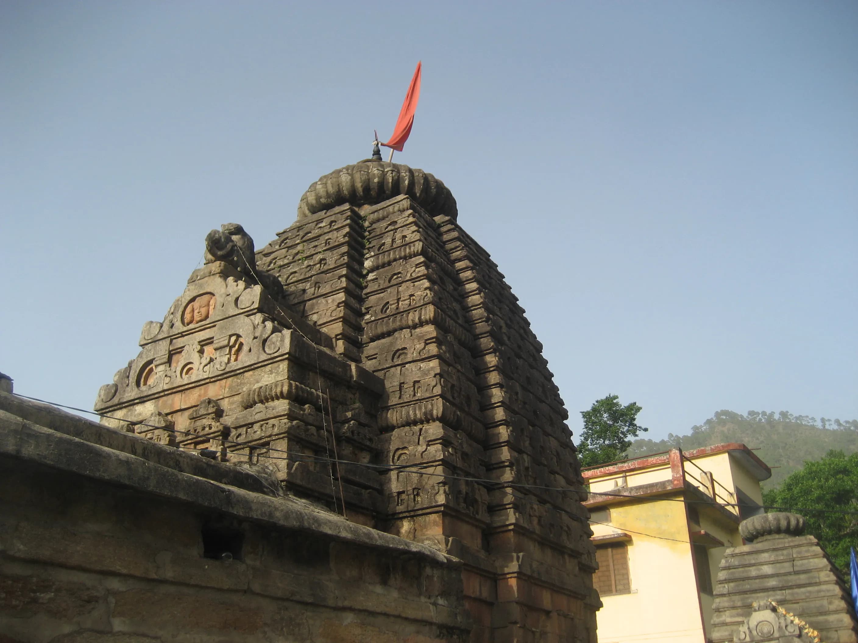 Preserve This prompt contains contradictory information. Dimapur is in Nagaland, not Rajasthan. A Rajasthani journalist wouldn't specialize in Nagaland's sites. Further, the prompt asks for a *Rajasthani* format, but for a site *outside* Rajasthan.
However, following the requested format as best as possible:
Shiv Temple Dimapur Heritage Site - Image 2