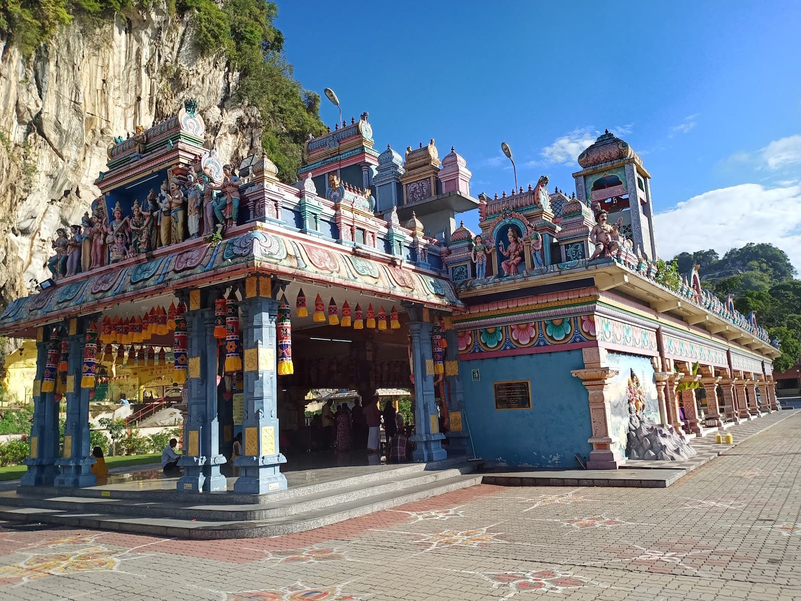 Sri Subramaniar Temple Gunung Cheroh Ipoh Perak temple in Jalan Raja Musa Aziz, Ipoh (30300), Perak, Malaysia, Perak - Dravidian architecture style, Cave architecture style, Hill Temple architecture style, Temple architecture style (Colonial Period) - thumbnail