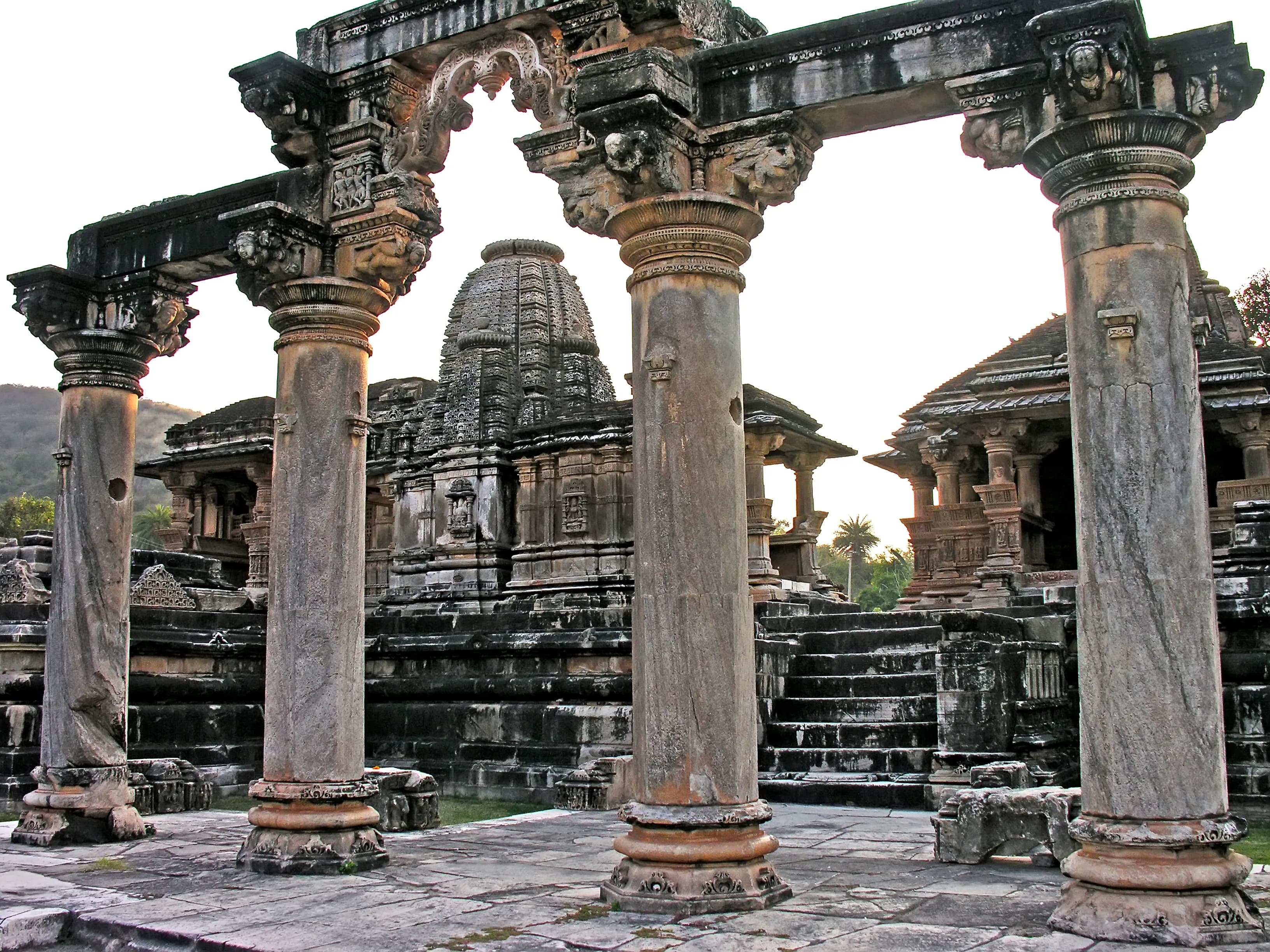 Eklingji Temple, Kailashpuri (Udaipur) temple in Udaipur (313202), Udaipur Division, Rajasthan, India, Rajasthan - Maru-Gurjara architecture style, Nagara architecture style, Kalinga architecture style, Rajasthani Temple architecture style (Gurjara-Pratihara Period) - thumbnail