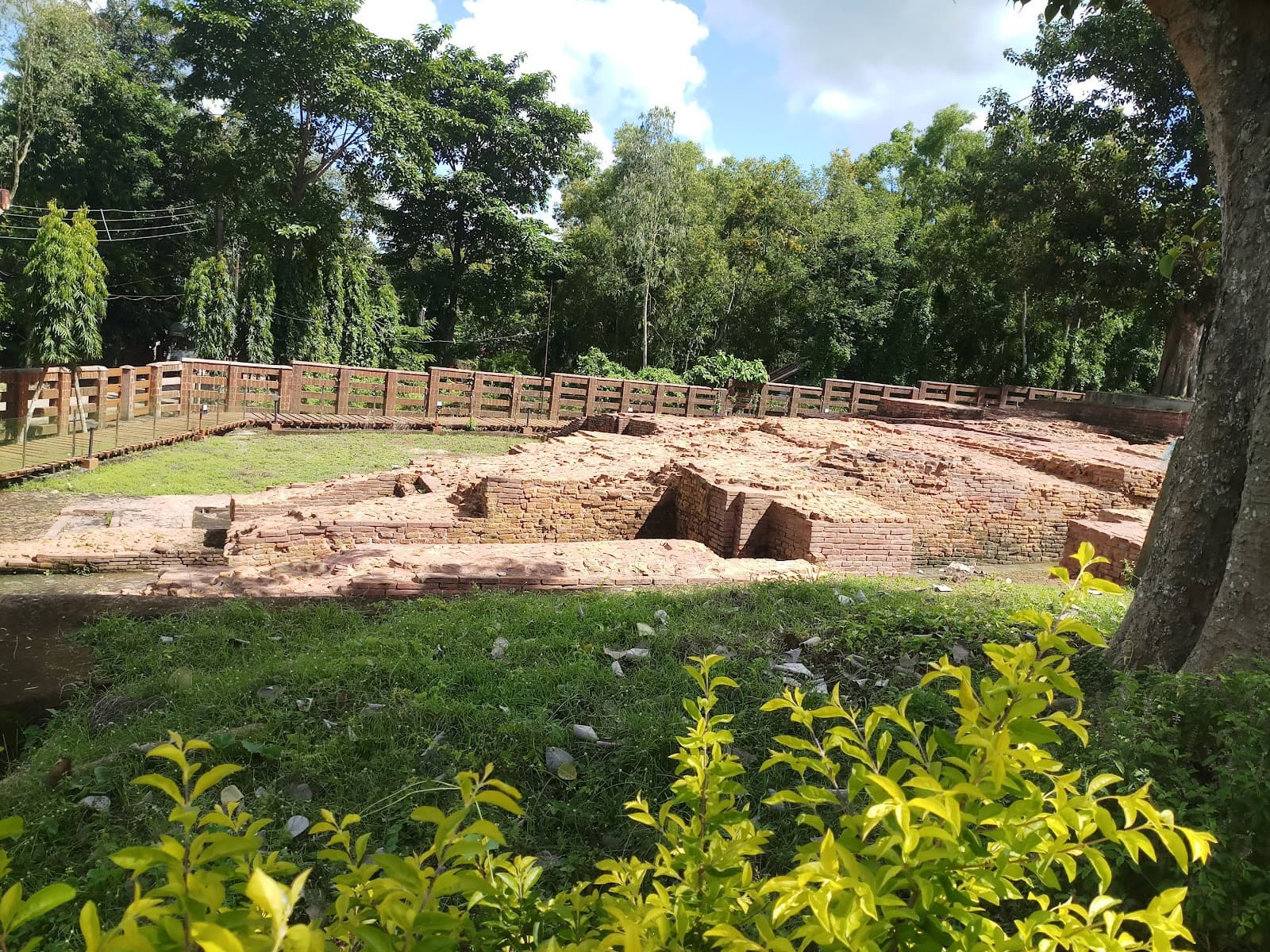 I visited the site on a very sunny summer afternoon. The ruins, despite being beautiful, were devoid of any other admirers. We were the only people around. There were layers upon layers of brick maze ...